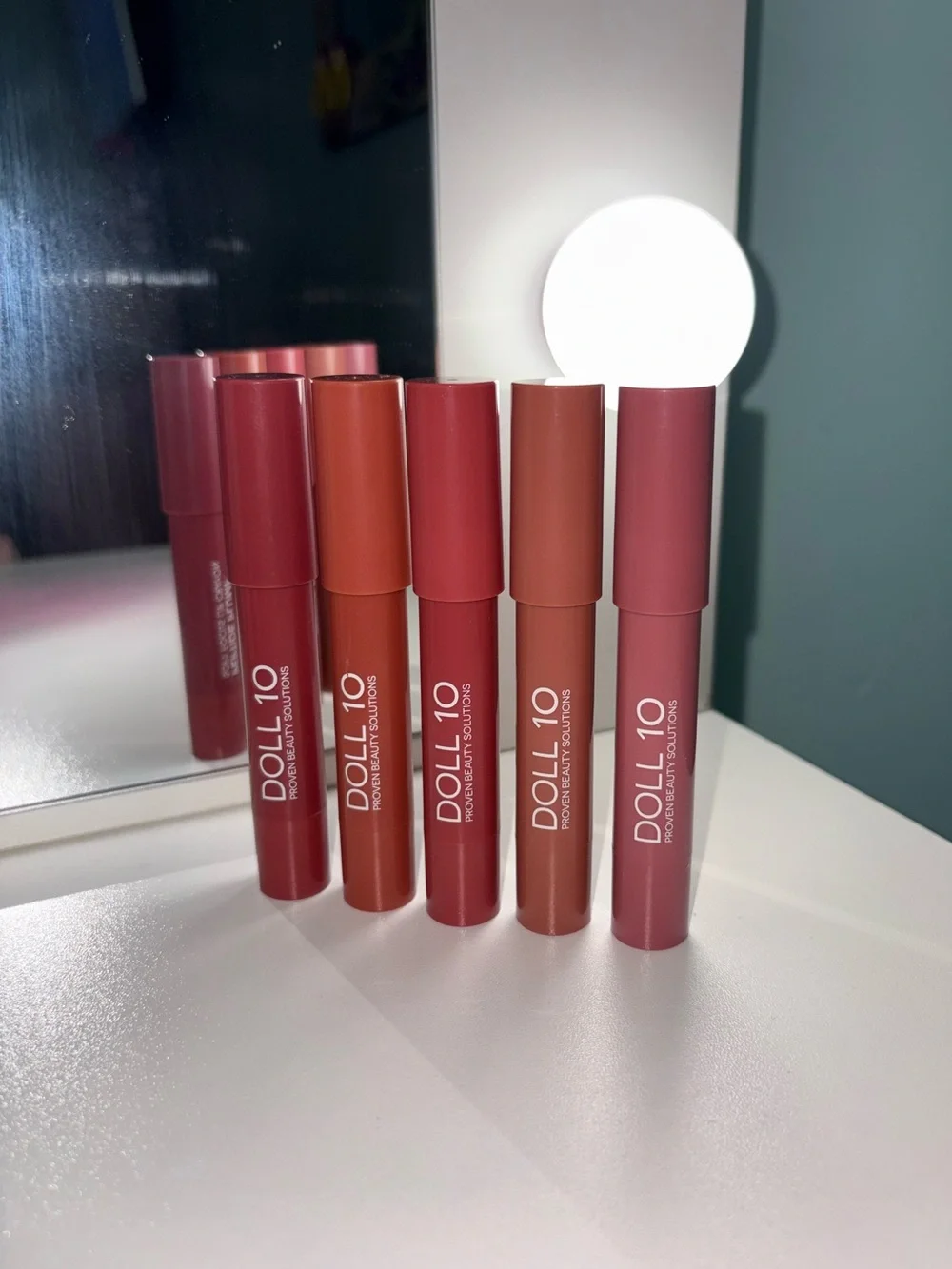 Doll 10 One Kiss At A Time Holiday Lip Crayon Collection